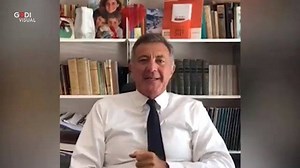 Un professore può cambiarti la vita. E spesso accade. Come racconta Luca Barbareschi in una delle tante video-testimonianze che accompagnano la seconda edizione di Atlante, italian teacher award, il premio per i progetti dalle scuole di United Network e Repubblica@Scuola da quest’anno gemellato con “Global Teacher Prize” (il Nobel dei prof) Anche se, come nel caso di Valerio Magrelli, si incontrano quando si è già adulti | la Repubblica