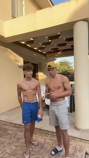 72K views · 1.1K reactions | can we？ @hiltonlbenjamin | Romeo Twinn | Facebook