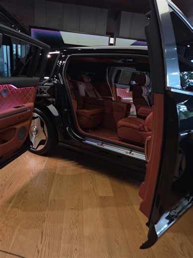 #Genesis GV90 Neolun exclusive 2028 luxury pre-production vehicle coach-doors swivel lounge chairs 657 horsepower 4L V8 est price $none at this time #genesishouseshowroom