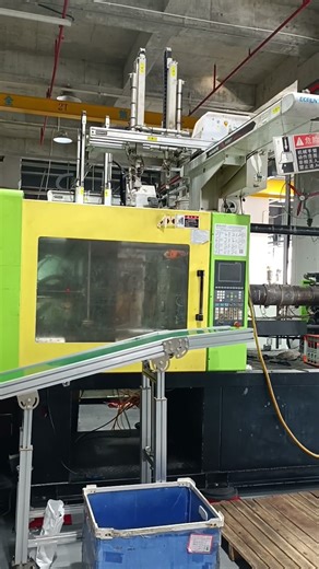 Full-Automation Production of Large Injection Molding Machines
