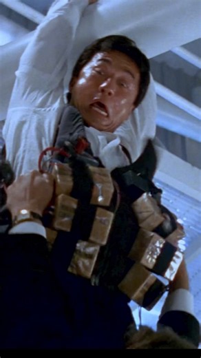 Death‑defying high‑altitude fight in Rush Hour’s climax｜Rush Hour