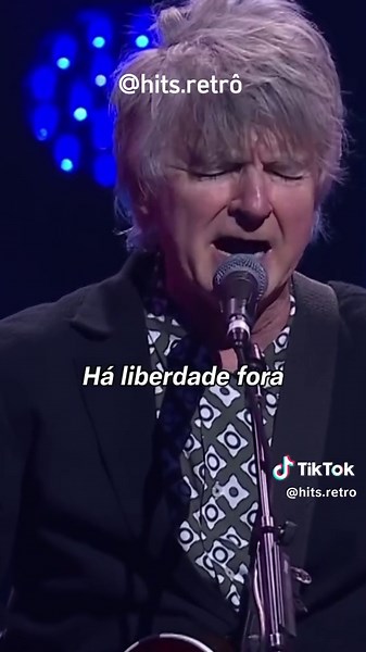 Don't Dream It's Over-Crowded House #musicaslegendadas #tradução #80s #80smusic #antena1 #nostalgia #fyp