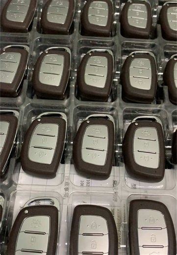 2017 Hyundai Elantra Smart Remote Key 3 Buttons 433.92MHz 95440-F2100 8A welcome you to make orders #locksmith #carkeys #programming #autokey