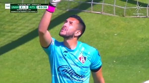 1.4M views · 73K reactions | ¡ABAJO, IMPRESIONANTE CAMILO VARGAS! 理 UNA VEZ MÁS EL ARQUERO COLOMBIANO ATAJANDO UN PENAL ❌⚽️ | Atlas FC | Facebook