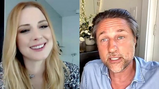 "Virgin River": Martin Henderson & Alexandra Breckenridge on that PATERNITY reveal! 👶 (*Warning: This video contains Season 4 spoilers.*) | Extra