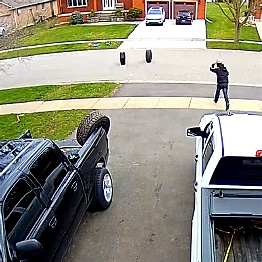 957K views · 677 reactions | Diese Reifen hatten es eilig, den Asphalt zu testen . | Curioctopus.de | Facebook