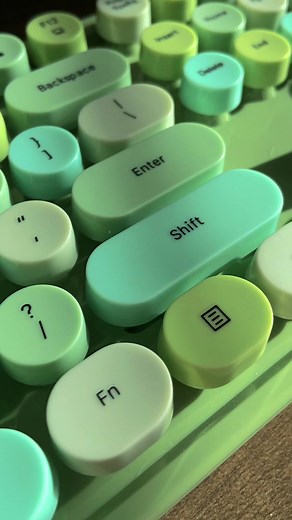 Unbox my new mofii keyboard and mouse #unbox #unboxing #mofii #mofiikeyboard #mofiiwirelesskeyboard #keyboardmofii #ugc #ugccreator #ugccontentcreator #ugccommunity #fyp #greenaesthetic #cozygamers #computersetup #computer #officeaccessories #wfh #workfromhome #greenandblue