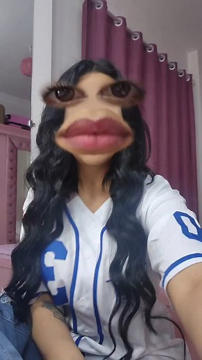 the.shosha on Instagram‎: "#حتلاقي الشباب كده💃💃💃 #explore #american #cartier #shopping #beautiful #summer"‎