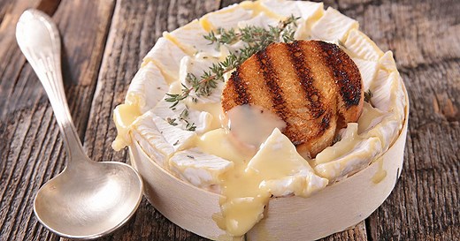 Recette Camembert rôti au four (facile, rapide)