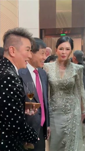 #shorts Actress Thuy Tien wears a dress worth over 600 million at her daughter's wedding #johanth...