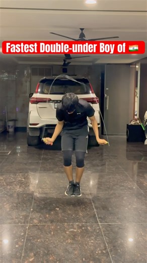 10 second masterclass of double under #skipping