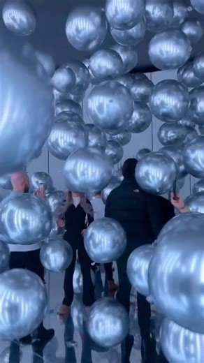 Explore Chicago on Instagram: "@balloon_museum 🎈hands down one of the coolest experiences in Chicago! 🪩EmotionAir brings art & emotions to life through immersive inflatable installations! 🫧Perfect spot to visit with friends & family! 🎈Here for a limited time only, visit while you can! 🅿️On-site parking available for purchase! • • • #balloonmuseum #balloonmuseum🎈 #chicagothingstodo #thingstodoinchicago"