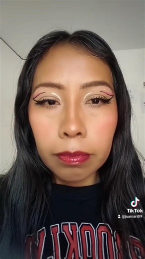 Delineado gráfico #beautyblogger #tutorial #parati