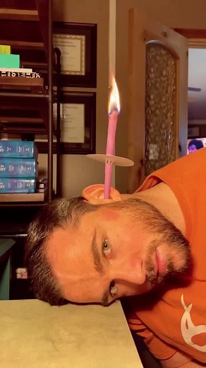 Ear wax 👂don’t try this at home!!!#earwaxcandle