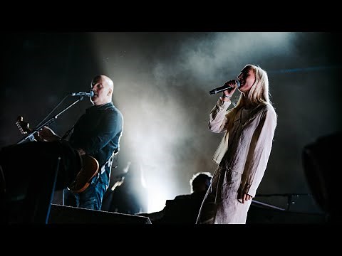 S10 & BLØF - Laat Me Los (Live op Concert at SEA 2022)