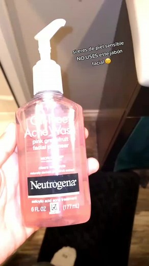 Neutrogena Skincare Routine: Pink Grapefruit Face Wash and Oil-Free Cleansers