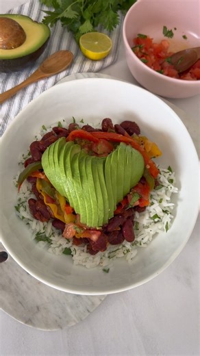 78K views · 73 reactions | Chipotle Burrito Bowl 陋 This plant-based...