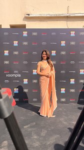 14K views · 250 reactions | fatima sana shaikh poses for the cams at mehboob studios in bandra. | Voompla | Facebook