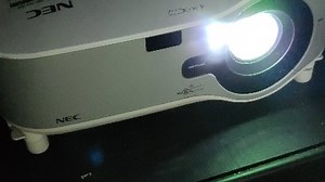NEC工程投影机，傍晚效果测试