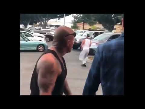 Mexican Cholo Gangster Goes Viral After Getting Thrown Out Of A Bar