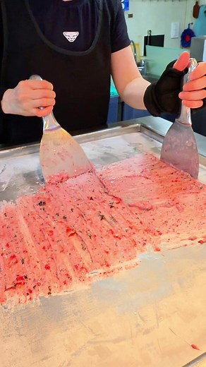 딸기 오레오 철판 아이스크림 — 노량진 컵밥거리 맛집
