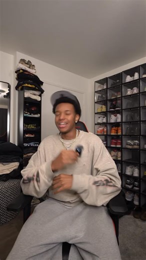 4 comments | Top 3 Brands to buy pants for tall people  - - - - Follow me for more tall fashion tips‼️ - - - #explorepage #fashion #fashionblogger #tallfashion #tallfashionblogger #jeans #tallpeopleproblems | 홹홾홰횀횄홸홽 홵홰횂홷홸홾홽 홸홽횂홿홾 | Facebook