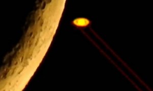 Alien sighting: Strange laser beams spotted being ‘shot out of Saturn'