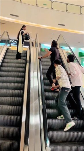 @Dk prank #funny #escalator #prank #reels #viralshorts #comedyshorts