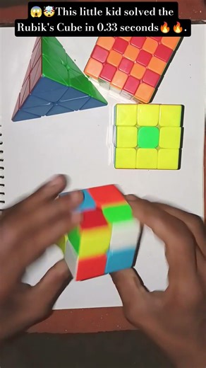 😱🤯2x2 Rubik's Cube world record break solve in 0.306 second solve magic trick✨ solve magic trick✨✅