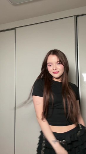 Traditional Korean Dance Performance by Pretty Girl | Mantra Jennie