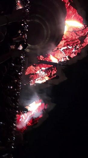 Astroworld 2021: Travis Scott - Escape Plan Was a crazy and unfortunate night. With that aside... it was definitely the best TS live performance and stage I've ever seen! TRAVIS SCOTT LIVE AT THE MOUNTAIN🐐🌵🔥 #travisscott #astroworld #astroworld2021 #astroworldfest #escapeplan #utopia #festival #concert #live #throwback #samsunggalaxyzfold3