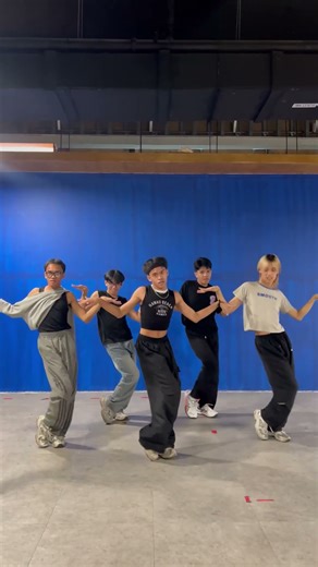 Perpek, pek, pek, pek, pek, pek, pek 🏳️‍🌈 🦄 #ArizonaB