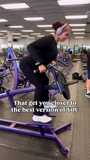 Lisa | Fitness Coach & Bodybuilder on Instagram: "Discipline is a form of self love & care. And most importantly— it’s respect for your future self ✨❤️ #discipline #backday #bodybuilding"