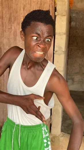 OuzzLefou on Instagram: "😂😂😂#viral #léo #hagstag #city #fashion #barça"