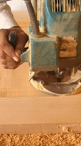 Very beautiful door, employing a router machine it is functional, trying to create a design on the side #homedecor #woodwork #crafting #handmade | Home Decoration