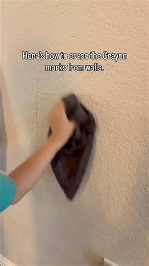 How to Erase Crayon Marks From Walls