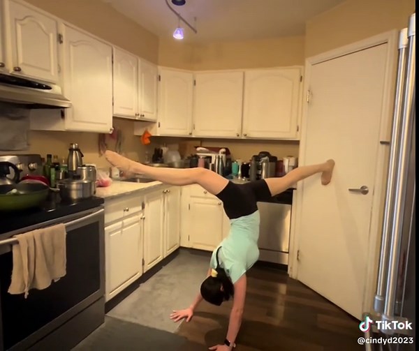 Master the Split: Dance Challenge for Beginners