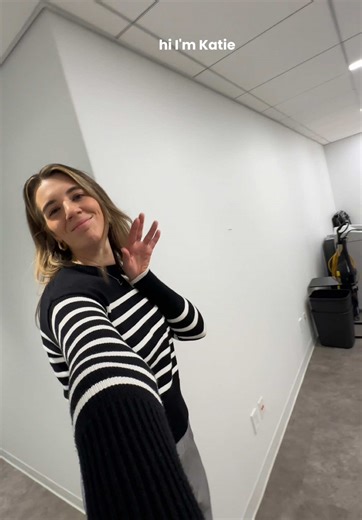 I like a steady income — and that's not a crime. The internet is full of videos on how to drop ship on Amazon or invest in real estate. But there aren't nearly as many that teach you how to land a corporate job, get promoted, or ask for a raise. That's where my page comes in. It's for those of you who want to earn a high salary - maybe even from the comfort of your home. And for those of you looking for the job that will get you there. If that sounds like you, check out my free job-searching res