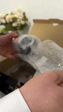 Unboxing Canon EOS R7