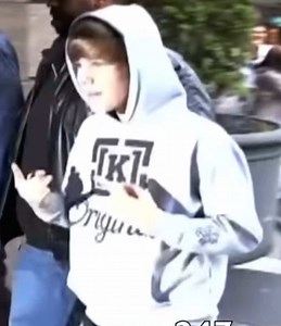 Justin Bieber paparazzi video 2010 ❤️ #justinbieber #belieber #kidrauhl #believetour #bizzle [Justin Bieber, Cody Simpson, Austin Mahone, Belieber, Kidrauhl, Bizzle, Bieber, Beiber, Justin Beiber, Hailey Bieber, Jailey, Jack Blues Bieber, Selena Gomez, Jelena, Justin Bieber 2010, Justin Bieber Believe Tour, Justin Bieber Boyfriend, Justin Drew Bieber, Justin Bieber 2009, Justin Bieber Interview, Justin Bieber Believe, Believe album, Never Say Never, Never Say Never Movie ]