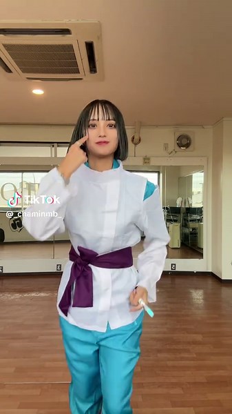 今年のレッスンの仮装はハクでした🐉🤍 @LIL LEAGUE #LILLEAGUE #lollipop #lollipop_challenge🍭 #lollipopchallenge #踊ってみた #fyp #fypシ #halloween #ハク