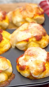 1.3M views · 14K shares | Adorerete questa ricetta!!! Siete pronti?! Prepariamo i Muffin Pizza!!!! FANTASTICI!!!  ❤️  LEGGI LA RICETTA ➡️ cucchia.io/MUFFIN-PIZZA | Il Cucchiaio d'Argento | Facebook