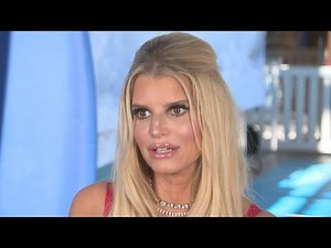 Jessica Simpson CLAPS BACK at Claims She's Drinking Alcohol Again