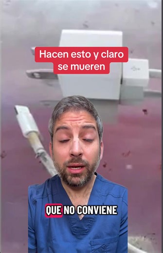 Peligro de usar el móvil en la bañera