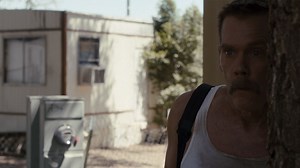 Cop Car: trailer e poster per il thriller con Kevin Bacon