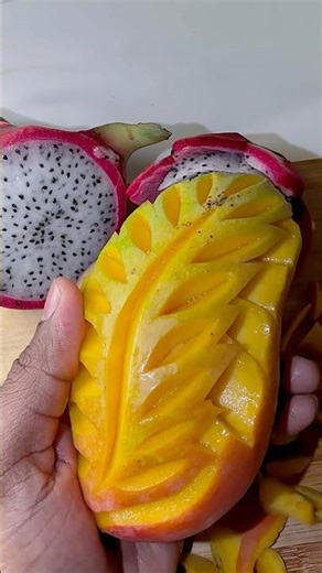 Simple fruit carving