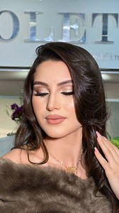 77K views · 26 reactions | #makeupartist #makeup #newreels #hairstyle make-up by @najla_violette pour réserver appelez le 98709000 modèle @douaa_ben_yahia_ accessoires @gharamjewellery | violette | Facebook