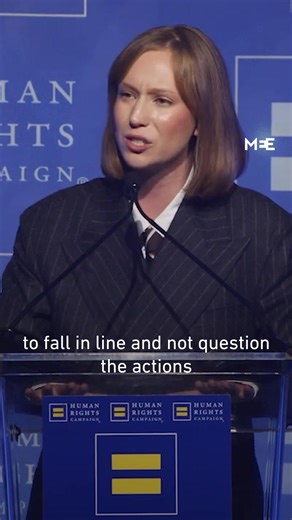 2M views · 125K reactions | “It should not be controversial to say that we should all be against murdering civilians.” Actor Hannah Einbinder used her acceptance speech for a Human Rights Campaign award to condemn and speak out against the “Israeli government’s massacre” in Gaza | Middle East Eye | Facebook
