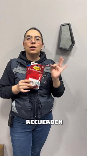 ¡No dañes más tus paredes! 🙅🏻‍♀️ Usa ganchos adhesivos para colgar tus cuadros ‼️ #losretailers #tips #ganchosadhesivos #hogar #decoracionhogar | Los Retailers