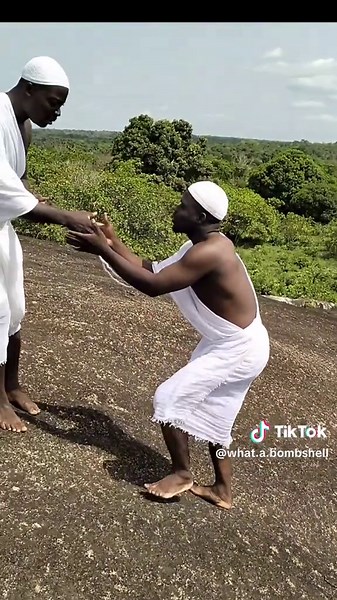 watabombshell (@what.a.bombshell)’s videos with original sound - watabombshell